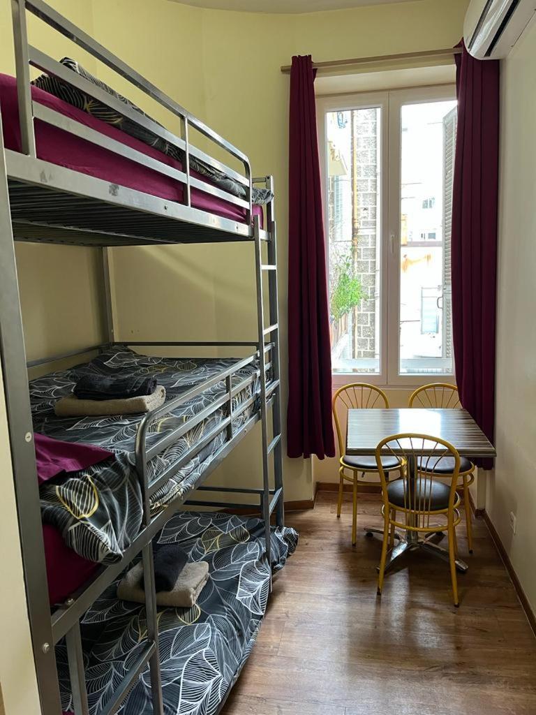 Hotel Lyonnais Ницца Экстерьер фото